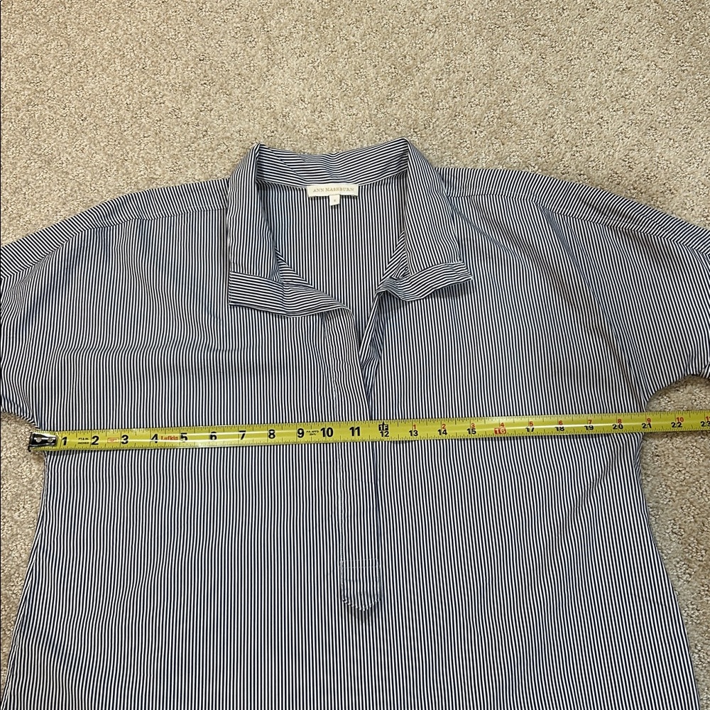 ANN MASHBURN Soleil Blue and White Pinstripe Short-Sleeve Popover Shirt Small - Picture 7 of 10